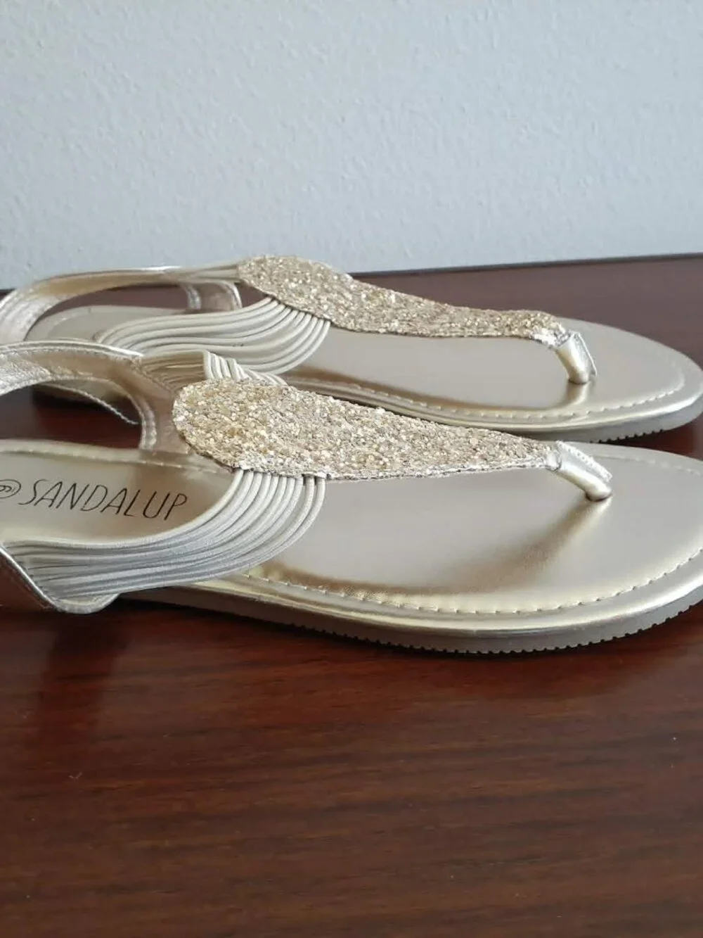 SANDALUP Glitter T-Strap Flat Sandals